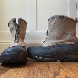 Vintage Columbia women’s winter boots, US size 8
